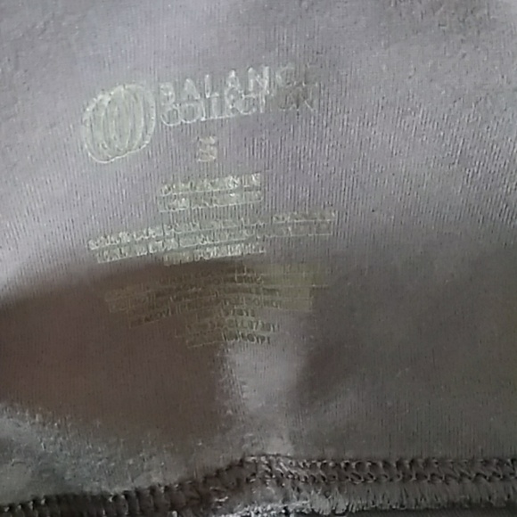 Capris - Picture 5 of 5